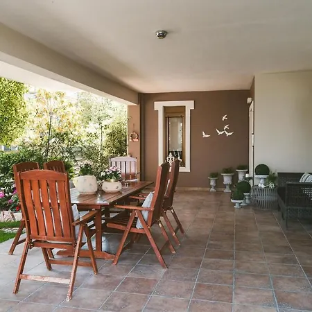 아파트 Elpiniki's 라리사